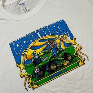 🎸 '21 Lockn Festival Virginia Jam Band Skull On Tractor Unworn Soft White Tee